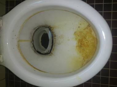 原状回復トイレクリーニング